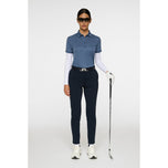 J.Lindeberg妇女旅游技术高尔夫球球衫 - 复古靛蓝