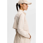 J.Lindeberg Women's Ellie Motion Shell Golf Jacket - Moonbeam