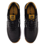 New Balance 574 Greens V2尖峰宽（EE）高尔夫球鞋 - 黑色/口香糖